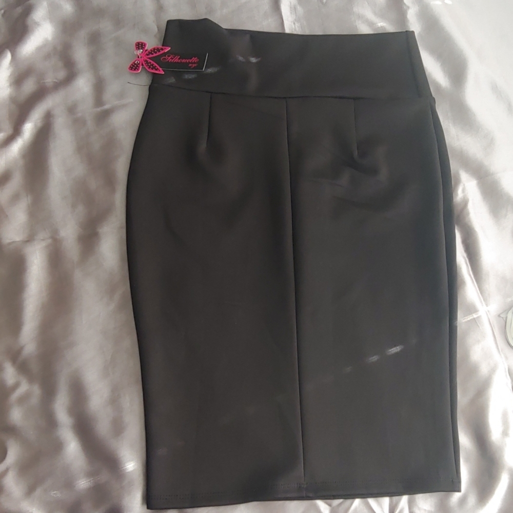 Skirt - Picture 2 of 5